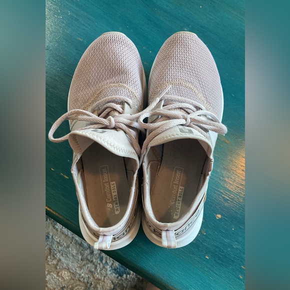 New Balance Nergize Sport Shoes - Picture 2 of 5